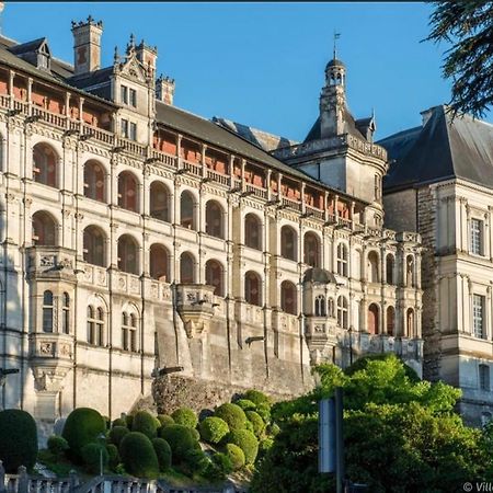 Appartement Haut Standing Proche Du Centre Ville, Vue Sur La Cathedrale Saint Louis Blois Luaran gambar