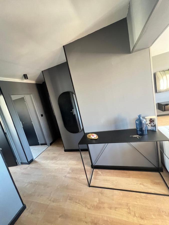 Appartement Haut Standing Proche Du Centre Ville, Vue Sur La Cathedrale Saint Louis Blois Luaran gambar