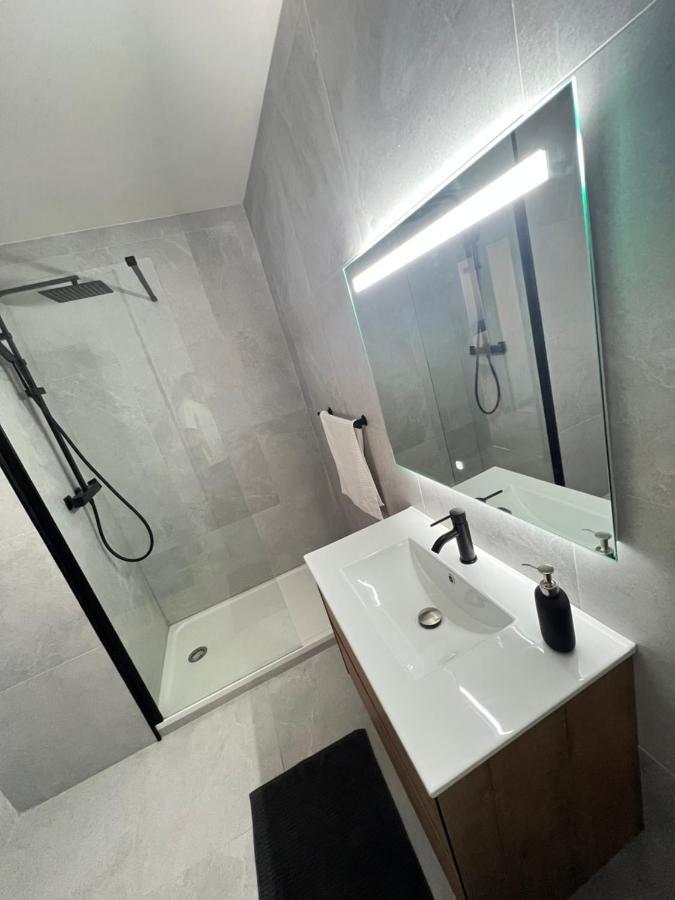 Appartement Haut Standing Proche Du Centre Ville, Vue Sur La Cathedrale Saint Louis Blois Luaran gambar